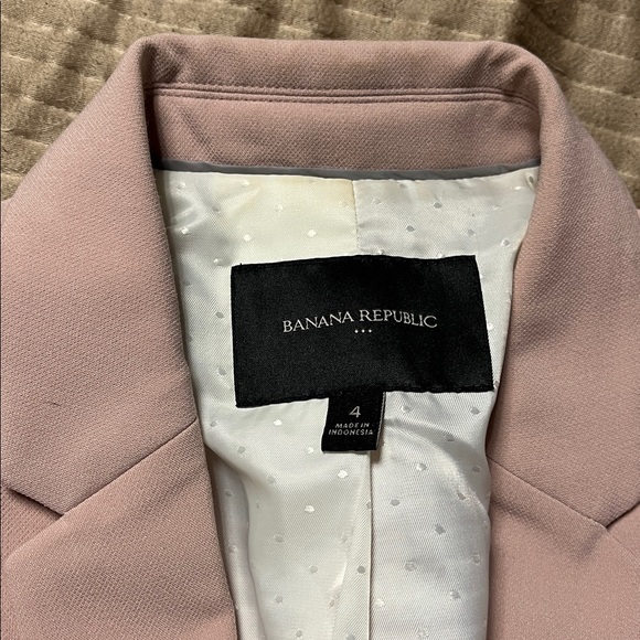 Banana Republic Light Blush Pink Single-Button Blazer - Picture 2 of 6